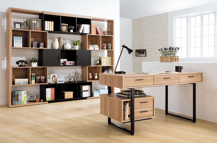 A583-05雷休原木色5尺書桌