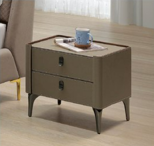 A16-05庫伯馬鞍皮床頭櫃