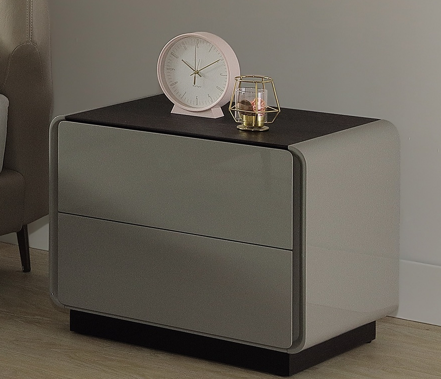 A8-03 格雷森床頭櫃