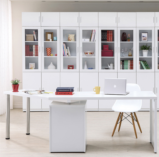 A570-03艾美白色4.8尺旋轉功能桌