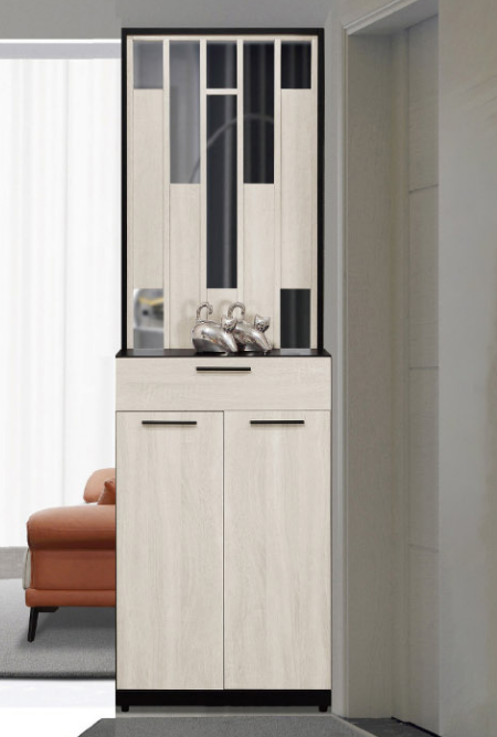 656-3伊凡卡2*6.5尺屏風櫃◆附活動隔板x4  ◆排鑽鑽孔，活動隔板可任意調整