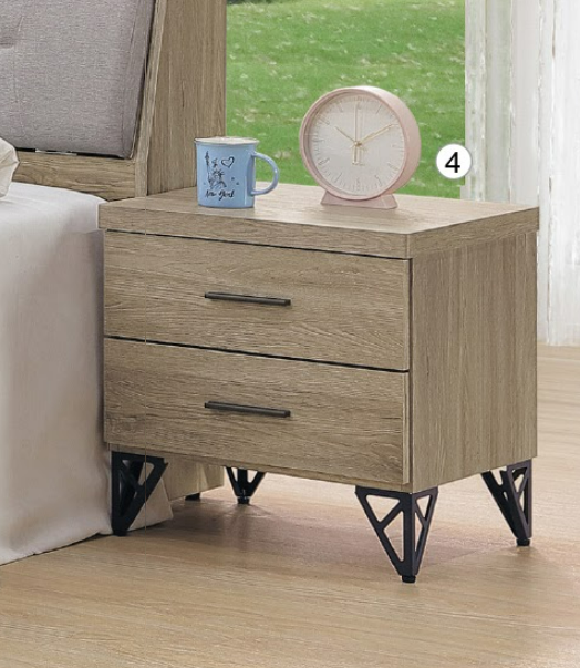 D130-4 灰橡色床頭櫃