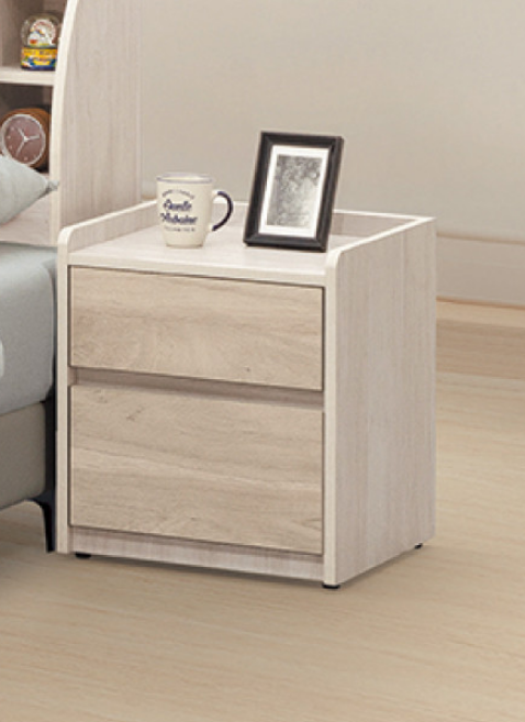 D133-1   梅西床頭櫃