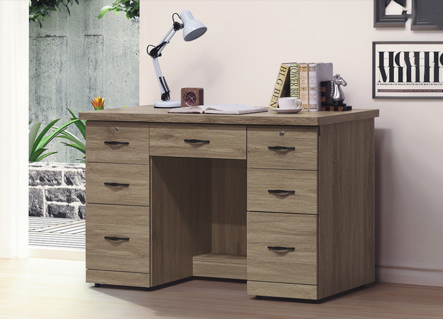 C354-8伊凡卡4.2尺書桌