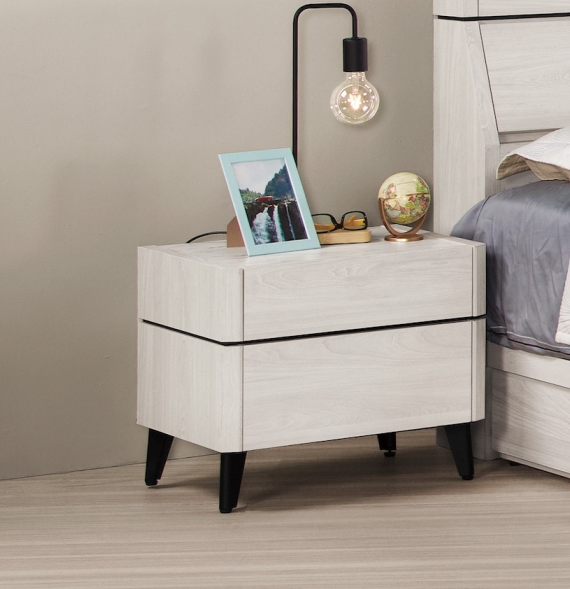 A1081-10 艾德嘉1.8尺床頭櫃