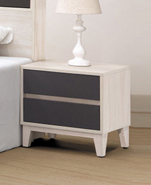 D173-3 克麗絲床頭櫃