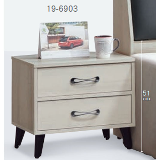 E85-6 庫洛瑪床頭櫃