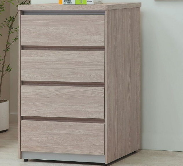 C532-1 雲杉2.7尺大四斗櫃