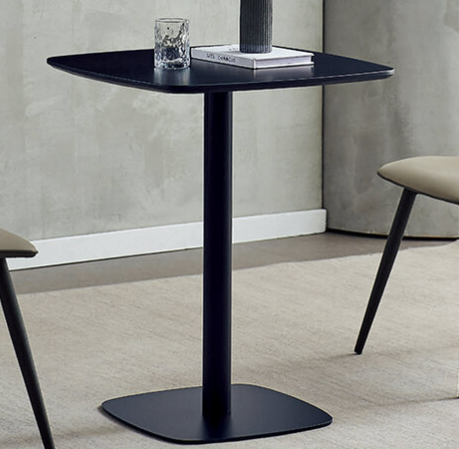 D835-6 卡特黑色馬肚方桌