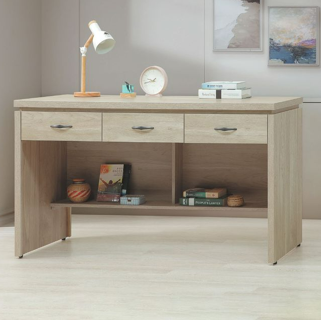 C347-8 依夏淺橡5尺書桌 附插座