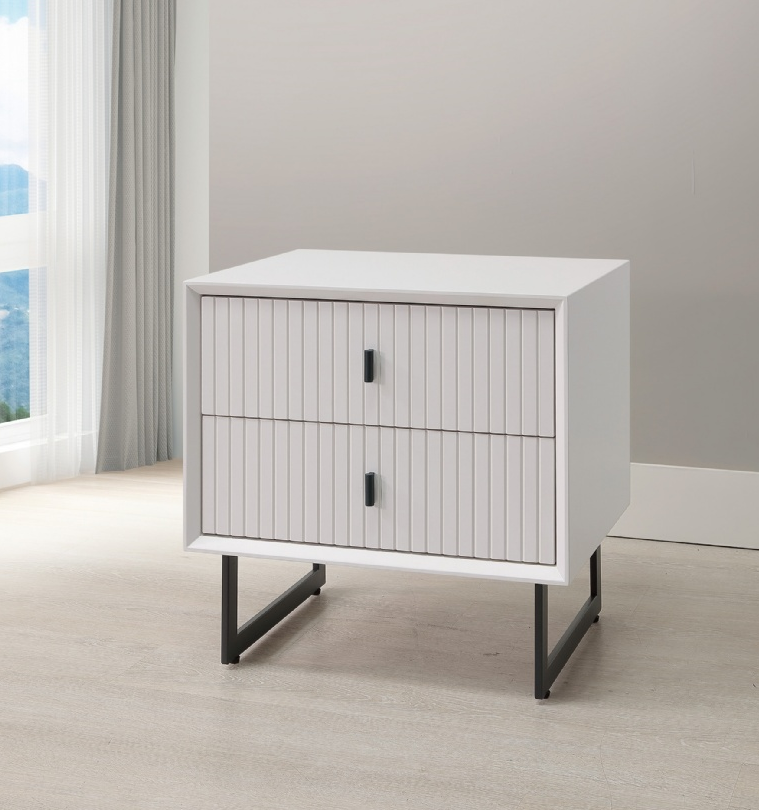 A26-11 塔爾床頭櫃