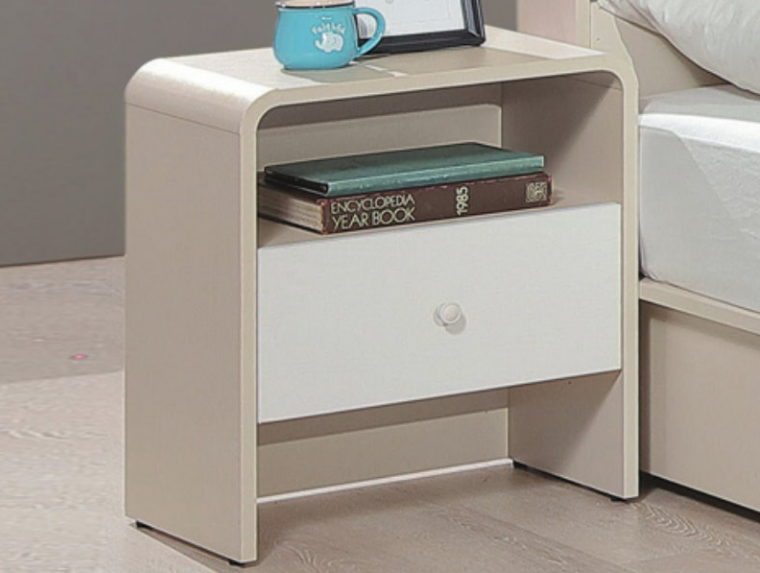 C526-4 若芙奶茶白床頭櫃