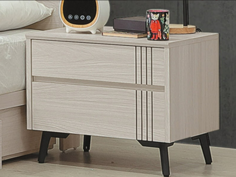 C528-3 艾德恩床頭櫃 含鐵腳