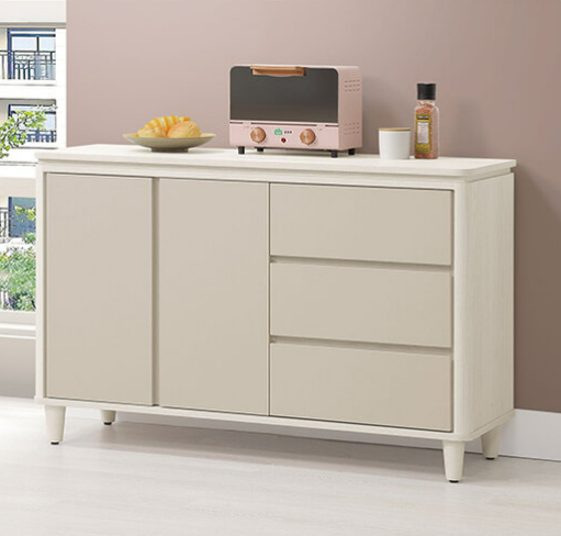 830-5 蕾佳娜4尺收納櫃 ⊙採斜邊手把設計、 ⊙開門內附1片活動隔板、