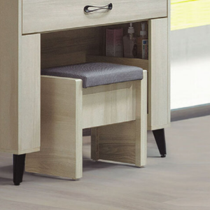 E85-9 庫洛瑪化妝椅